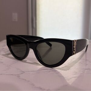 Saint Laurent SL M94 black Cat-Eye Sunglasses